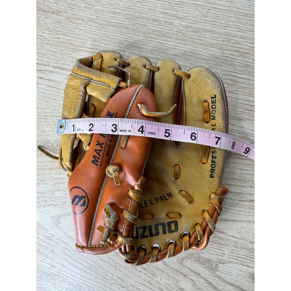 Mizuno Max Flex Model MM4001 Baseball 9" Glove Right‎ Hand Throw RHT Broken In - Picture 10 of 12